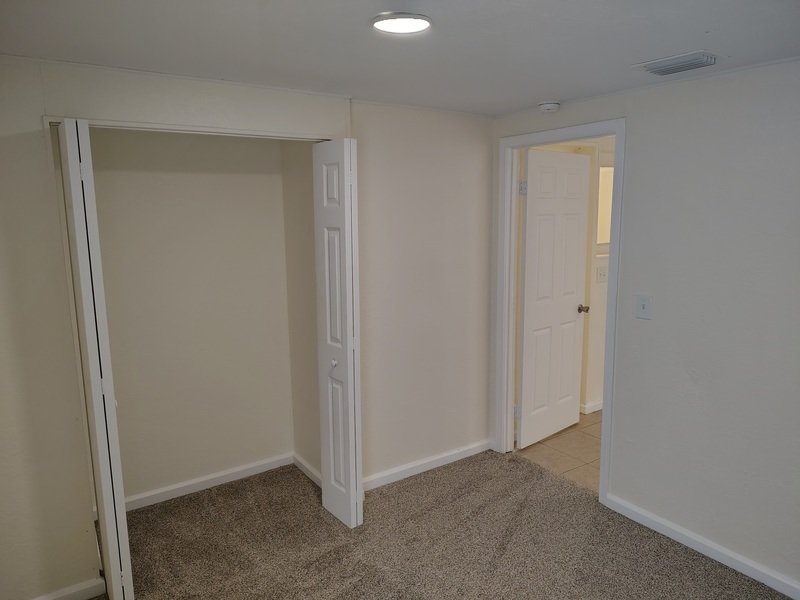 Dell Holmes Park Near By property image