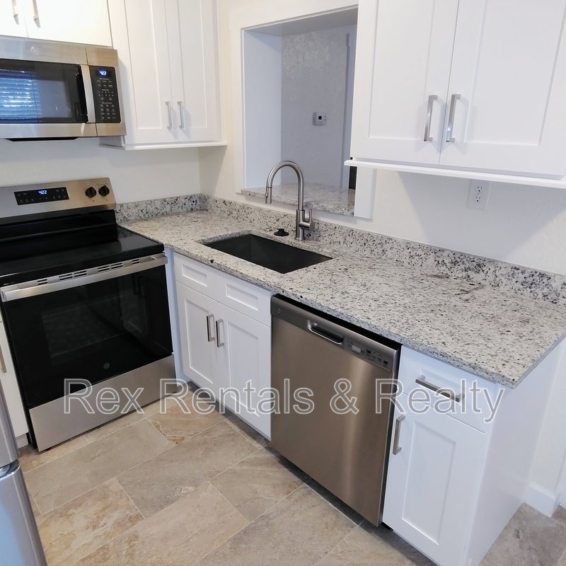 Beautifully Remodeled 2-Bedroom Home with Oversized Garage property image