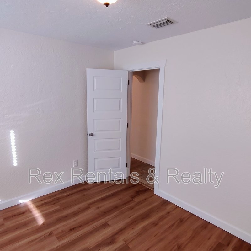 Beautifully Remodeled 2-Bedroom Home with Oversized Garage property image