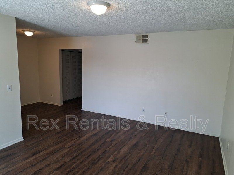 Located in the heart of the Waterfront District property image